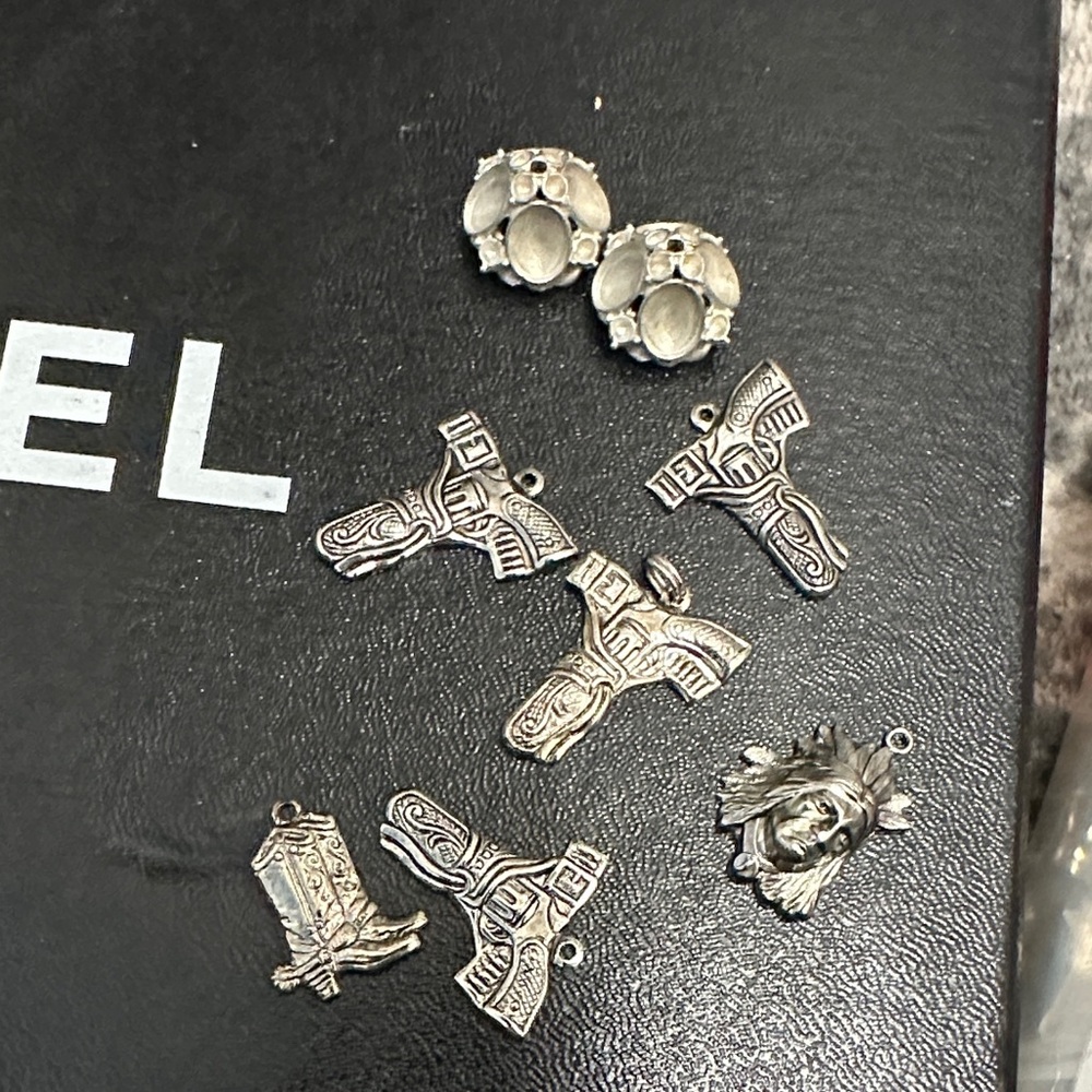Assorted Bead Collection - Picture 2 of 11